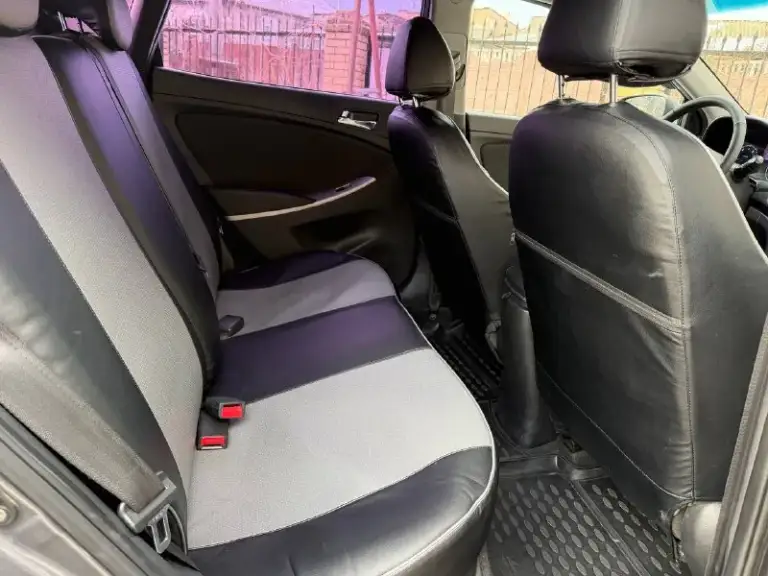 Продам hyundai solaris
2012 Года
Пробег 165.000 родной, готов на любые проверки !
1.6 Механика
Состояния нового автомобиля
Гаражная хранение
Без дтп
В родном окрасе
За машиной ухаживали, салон чистый не прокурен, каждые 6-7 тысяч проходила полное обслуживания
За состояния авто не стыдно

Полная комплектация : климат контроль, старт стоп, без ключевой доступ, парктроники, подогрев сидений, мульти руль, bluetooth, сигнализация, в машине есть абсолютно всё для удобства

Цена 840.000
+79495278015 - фотография - 7