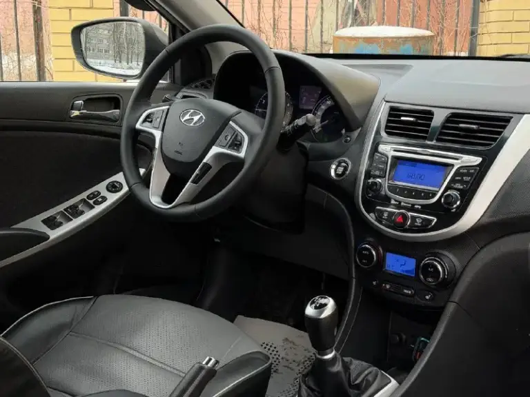 Продам hyundai solaris
2012 Года
Пробег 165.000 родной, готов на любые проверки !
1.6 Механика
Состояния нового автомобиля
Гаражная хранение
Без дтп
В родном окрасе
За машиной ухаживали, салон чистый не прокурен, каждые 6-7 тысяч проходила полное обслуживания
За состояния авто не стыдно

Полная комплектация : климат контроль, старт стоп, без ключевой доступ, парктроники, подогрев сидений, мульти руль, bluetooth, сигнализация, в машине есть абсолютно всё для удобства

Цена 840.000
+79495278015 - фотография - 8