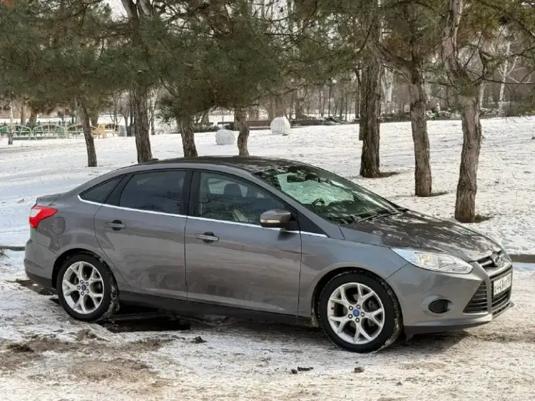 Г. Донецк +7 (949) 082-55-17 продам ford focus 3 2012 год 🔥 комплектация sel 🔥 мотор 2.0 156 лс 🔥 пробег 230.00 🔥 автотека зеленая 🍏 акпп автомат 🔥 возможен обмен 🍏 автомобиль в идеальном состоянии, 2 собственника 🔥 очень редкая комплектация sel которая шла на рынок usa 🔥 кожаные сиденье с электрорегулировками🔥 заводская акустическая система со встроеным саббуфером - фотография - 3