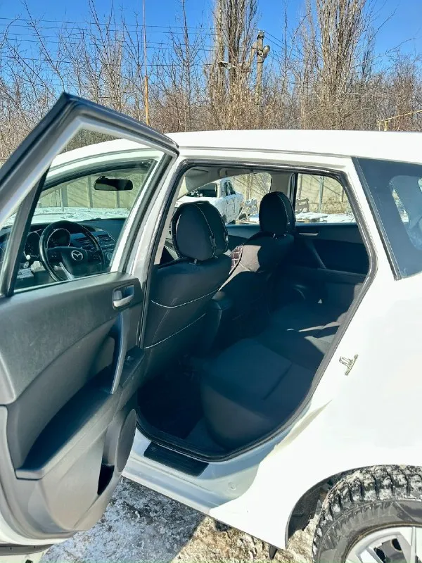 Продам mazda 3 bl, 2010 г выпуска, 1.6 на автомате aisin. Комплектация: эур, аbs, esp, аirbаg, 4 эл. Стеклoпoдъемника, парктроники, туманки, линзованная лед оптика, бортовой компьютер, электро зеркала со складыванием, подогрев сидений, 2-ух зонный климат контроль. Машина красивого перламутрового цвета в очень хорошем состоянии, с зеленой автотекой без дтп, было по факту 2 хозяина. Машина вся в родном окрасе и нету признаков коррозии и гнили. Технически машина исправна и не потребует вложений, была сделана ходовка 3000тыс км назад. Собственник 180регион❗️ 2 комплекта колес на маздовских дисках с новой летней резиной. 2 комплекта ключа с сигнализацией цена 940.000, торг. Телефон: +7 949 485 64 94 ( феникс, телеграмм) город макеевка ( район пушка-даки)
📞 Звоните: +7(949)4856494 - фотография - 6