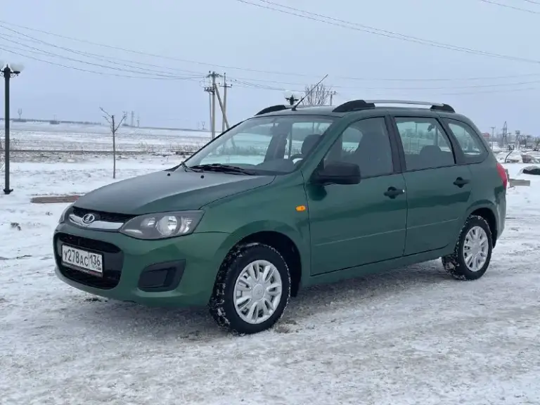 В продаже lada kalina 2017 г. В. , универсал.
В редком и очень красивом цвете!
1.6 Мкпп 87л. С.
Пробег 87700км

✅Птс - оригинал, два владельца!
✅Кузов в отличном состоянии, без ржавчины!
✅Все стекла в круг заводские и без дефектов, включая лобовое!
✅Техническая часть без нареканий, вложений не требует!
✅Зеленый отчет автотеки, скину по запросу!
✅Отличная комплектация: климат-контроль, abs, фронтальные подушки безопасности, обогрев передних сидений, электро регулировка боковых зеркал и т. Д.
✅Автомобиль на зимней резине!
Цена 640 000₽
8-989-520-91-60 - фотография - 1