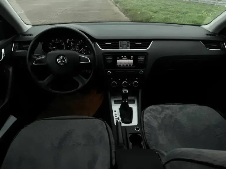 🚗🅰️🅰️🅰️
🚘Марка: škoda octavia a7
⚙️Двигатель: 1.6л
⛽️ Топливо:бензин
📅Год выпуска: 2014
📦Кпп:автомат
💴Цена: 1.400.000₽⬇️
🗺Пробег: 130.000 км
📱Номер телефона: +7-949-4999-180
+7-949-5000-980
📝Описание:
-Климат- контроль
- Подогревы сидений
- Комбинированные вставки салона с кожаными элементами
- Акустика, aux, usb
- Эл стеклоподъемники
- Эл регулировки зеркал
- Abs esp
- Безопастность (airbag)
📍•Город мариуполь
Ул куприна 10•
📞 🇷🇺 Звоните:
+7-949-4999-180
+7-949-5000-980 - фотография - 10