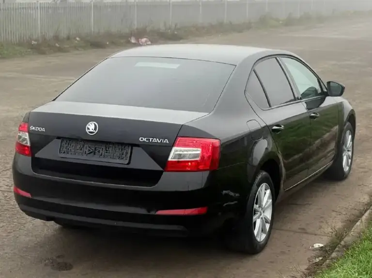 🚗🅰️🅰️🅰️
🚘Марка: škoda octavia a7
⚙️Двигатель: 1.6л
⛽️ Топливо:бензин
📅Год выпуска: 2014
📦Кпп:автомат
💴Цена: 1.400.000₽⬇️
🗺Пробег: 130.000 км
📱Номер телефона: +7-949-4999-180
+7-949-5000-980
📝Описание:
-Климат- контроль
- Подогревы сидений
- Комбинированные вставки салона с кожаными элементами
- Акустика, aux, usb
- Эл стеклоподъемники
- Эл регулировки зеркал
- Abs esp
- Безопастность (airbag)
📍•Город мариуполь
Ул куприна 10•
📞 🇷🇺 Звоните:
+7-949-4999-180
+7-949-5000-980 - фотография - 4