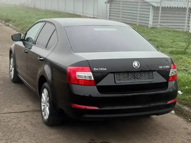 🚗🅰️🅰️🅰️
🚘Марка: škoda octavia a7
⚙️Двигатель: 1.6л
⛽️ Топливо:бензин
📅Год выпуска: 2014
📦Кпп:автомат
💴Цена: 1.400.000₽⬇️
🗺Пробег: 130.000 км
📱Номер телефона: +7-949-4999-180
+7-949-5000-980
📝Описание:
-Климат- контроль
- Подогревы сидений
- Комбинированные вставки салона с кожаными элементами
- Акустика, aux, usb
- Эл стеклоподъемники
- Эл регулировки зеркал
- Abs esp
- Безопастность (airbag)
📍•Город мариуполь
Ул куприна 10•
📞 🇷🇺 Звоните:
+7-949-4999-180
+7-949-5000-980 - фотография - 6