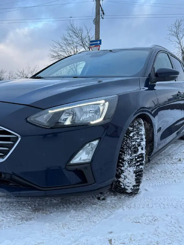 Продажа ford focus iv, 2019 г. В. , автомат, 1.5 tdci, дизель, 194.000 км пробег, из германии.
Универсал, передний привод, расход 4,5 л.
2 Ключа.
2 Комплекта колес!
Без adblue!!! 8-акпп - aisin!
Доступ и заводка без ключа, навигация, android, carplay, раздельный круиз-контроль, датчик мертвых зон, предупреждение столкновения, помехи сбоку, ограничитель скорости, датчик удержания полосы, парктроники перед/зад, датчики света и дождя, и другие полезные функции.
В багажнике запаска и домкрат!
Новый аккумулятор, после обслуживания.
💳 1.470.000 Руб.
📲 +79493678727
📞 🇷🇺 Звоните: +79493678727 - фотография - 2