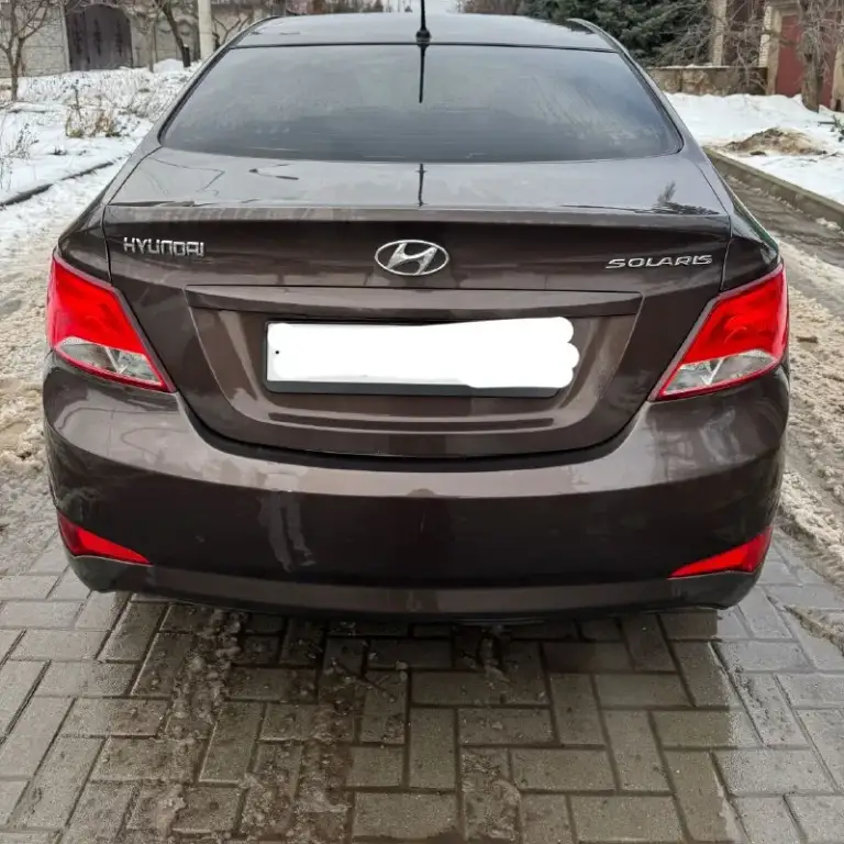 ✅Цена 880 т руб. Год. 2015 hyundai solaris машинка по технике все в идеале по двигателю по коробке все чётко в отличном состоянии все идеально. Работает без вложений я хозяин. Коробка автомат двигатель. 1.6. 123л. Пробег. 186 тысячи кузов рестайлинг. ☎+79495695833. Донецк. С полным переоформлением мрэо - фотография - 4
