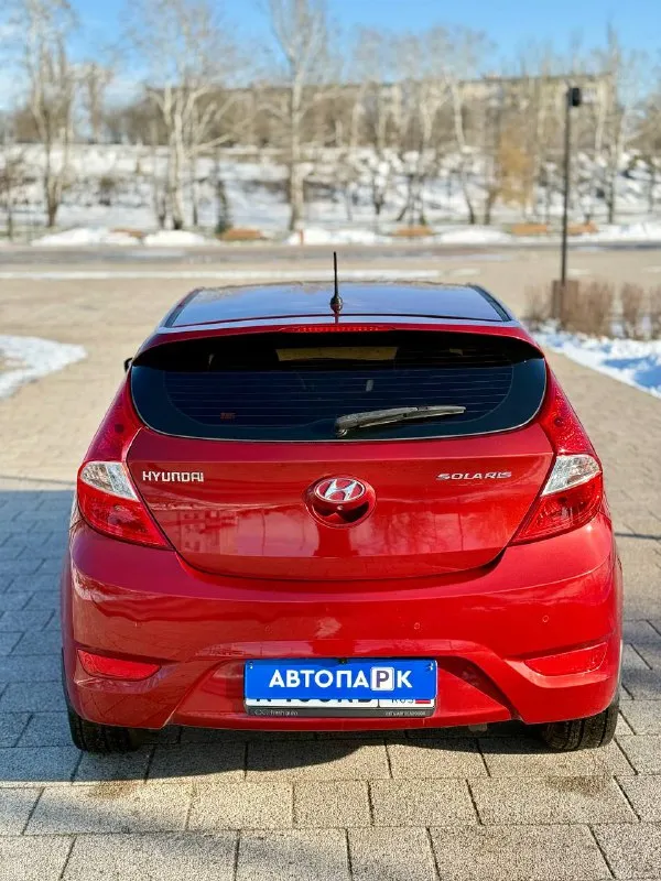 🇰🇵 Hyundai solaris

💰Цена: 790 000р
🏢Город: мариуполь
📅Год выпуска: 2012
🧾Пробег: 170 313км.
⚙️Двигатель: 1.6
⛽Топливо: бензин
⚙️Кпп: автомат

📞 Телефон:

+7-949-727-41-51
+7-949-551-91-52
+7-989-263-55-56

💾 Описание:

Solaris зарекомендовал себя на российском рынке как универсальный, практичный и надежный автомобиль для тех, кому важны экономичность,
Надёжность и комфорт.

🍒 Очень красивый цвет
✅ Коробка автомат
✅ Оригинальный пробег
✅ Отличное состояние как
Внешне, так и технически

Максимальная комплектация «premium»:

Бесключевой доступ, start-stop, климат-контроль, кожаный мульти-руль, 4 электростеклоподьемника, электропривод зеркал, подогрев сидений, обогрев зоны дворников, птф, гидроусилитель, airbag, abs, магнитола с bluetooth, камера заднего вида, eva коврики, новые чехлы из экокожи, оригинальные литые диски r16 на новой зимней резине.

Улица шевченко 269

🏦 Возможна продажа в кредит по двум документам. - фотография - 5