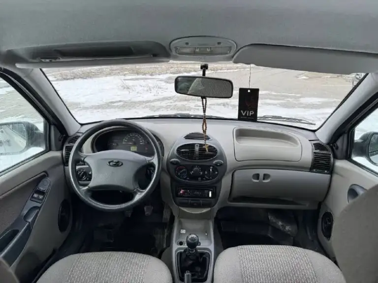 Продам lada kalina — 2011, 1.6, пробег 150 000 км

- Двигатель — в отличном состоянии, компрессия по 14 во всех цилиндрах.
- Мкпп переключает чётко, без нареканий.
- Силовые элементы (стаканы, лонжероны, пороги, дно) — в заводском состоянии.
- Авто в дтп не участвовал, полностью обслужено, любые проверки на вашем сто — приветствуются.
- Новая зимняя резина, документы в полном порядке.
- Реальная машина для ежедневной эксплуатации — сел и поехал.
Цена: 320 000 рублей - фотография - 7