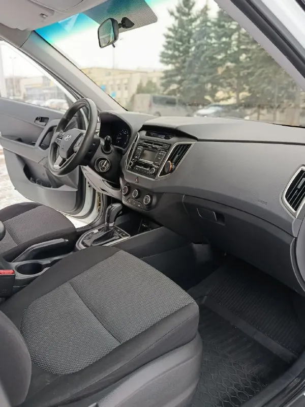 Hyundai creta 2017 1.6at
-Коробка автомат
-Пробег 167000
-Цена 1.495000₽
-Тел. : +79494676510
-Мариуполь

Продаю крету в отличном состоянии, кузов без дефектов выглядит безупречно, двигатель работает ровно без посторонних звуков, подвеска отрабатывает четко без стуков, по электрике ошибок нет кондиционер печка подогревы - всё работает как положено. Коробка переключается без пинков, тысячу назад была произведена замена масла, автомобиль не участвовал в дтп, не использовался в коммерческих целях всегда своевременно был обслужен(есть история обслуживания в виде заказ-нарядов). Очень приятен и прост в эксплуатации, низкий расход топлива и корейское качество. - фотография - 8