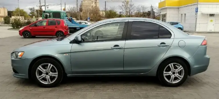 Mitsubishi lancer х 2011 год выпуска, рестайлинг !!!
Осмотр – донецк, макеевка.
Тел: +7978-555-77-28 миранда (telegram)
Цена – 685 000 ₽
По низу рынка, срочная продажа!!!
Не такси, не каршеринг, во владении у юрлиц никогда не была. Стоит на учёте, техосмотр пройден.
Машина в хорошем рабочем состоянии. Все расходники менялись вовремя по регламенту. На момент стоит новый аккумулятор, хорошая зимняя резина, ходовая в полном порядке. Есть антикоррозийная обработка, обесшумлена. Двигатель заводится без каких-либо проблем, работает ровно, не троит, не дымит. Мкпп работает отлично, ошибок на приборной панели нет.
Отличная комплектация: кондиционер, бортовой компьютер, сенсорная магнитола, abs, esp, иммобилайзер, airbag, подогревы сидений (2 режима), сигнализация starline, подогрев зеркал и заднего стекла, гур, серворуль.
Торг присутствует, звоните всё обсудим - фотография - 7