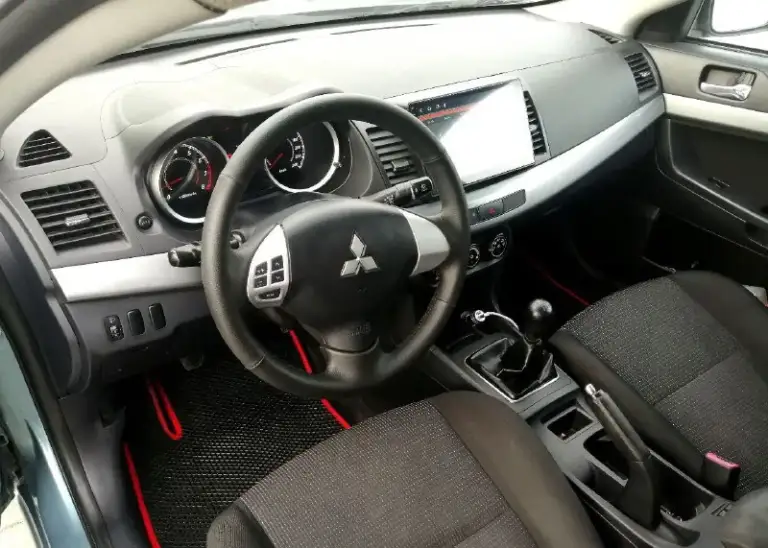 Mitsubishi lancer х 2011 год выпуска, рестайлинг !!!
Осмотр – донецк, макеевка.
Тел: +7978-555-77-28 миранда (telegram)
Цена – 685 000 ₽
По низу рынка, срочная продажа!!!
Не такси, не каршеринг, во владении у юрлиц никогда не была. Стоит на учёте, техосмотр пройден.
Машина в хорошем рабочем состоянии. Все расходники менялись вовремя по регламенту. На момент стоит новый аккумулятор, хорошая зимняя резина, ходовая в полном порядке. Есть антикоррозийная обработка, обесшумлена. Двигатель заводится без каких-либо проблем, работает ровно, не троит, не дымит. Мкпп работает отлично, ошибок на приборной панели нет.
Отличная комплектация: кондиционер, бортовой компьютер, сенсорная магнитола, abs, esp, иммобилайзер, airbag, подогревы сидений (2 режима), сигнализация starline, подогрев зеркал и заднего стекла, гур, серворуль.
Торг присутствует, звоните всё обсудим - фотография - 9