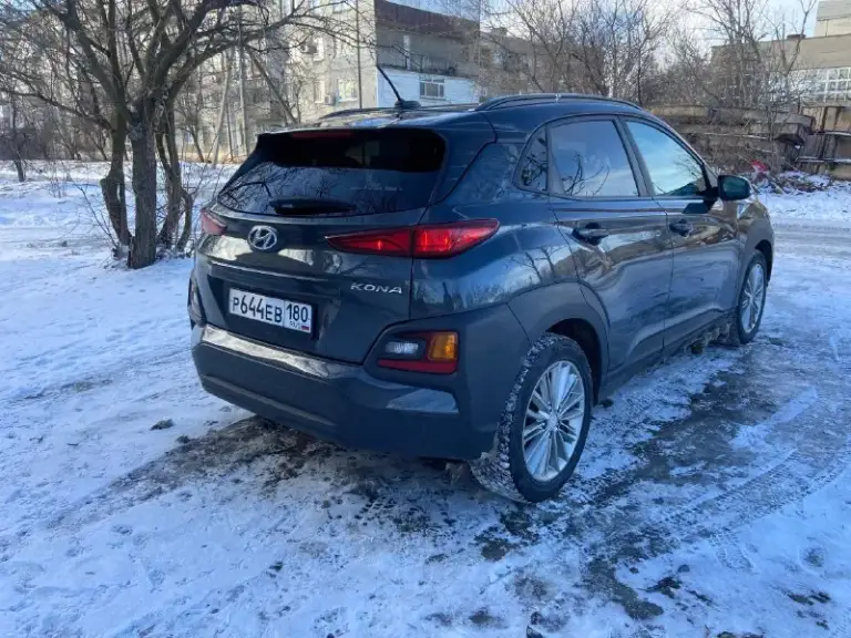 Продам компактный свежий, недорогой в обслуживании кроссовер подойдет как для девушки так и для семьи hyundai kona 2018 года, мотор 2.0, коробка автомат 6 ст aisin
Родной пробег 156 000 км машина в хорошем состоянии без вложений расход автомобиля 7.5 литров !
Комплектация
Полный привод
Блокировка
Помощь при спуске с горы
Старт стоп
Бесключевой доступ
Мульти руль
Кондиционер
Камера заднего вида
Подогрев сидений
Блютус
Документы в полном порядке тех осмотр на автомобиль пройден, можно сразу поставит на учет
Цена 1.600 000 р. Торг
Тел. +79494328750 (если нет связи пишите на телеграмм я перезвоню )
Территориально г. Ждановка
📞 🇷🇺 Звоните: +79494328750 - фотография - 4