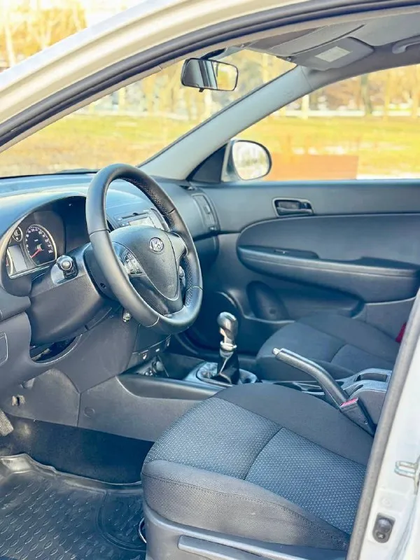 🇰🇵 Hyundai i30 rest

💰Цена: 700 000р
🏢Город: мариуполь
📅Год выпуска: 2010
🧾Пробег: 169 753км.
⚙️Двигатель: 1.6
⛽Топливо: бензин
⚙️Кпп: механика

📞 Телефон:

+7-949-727-41-51
+7-949-551-91-52
+7-989-263-55-56

💾 Описание: - фотография - 9
