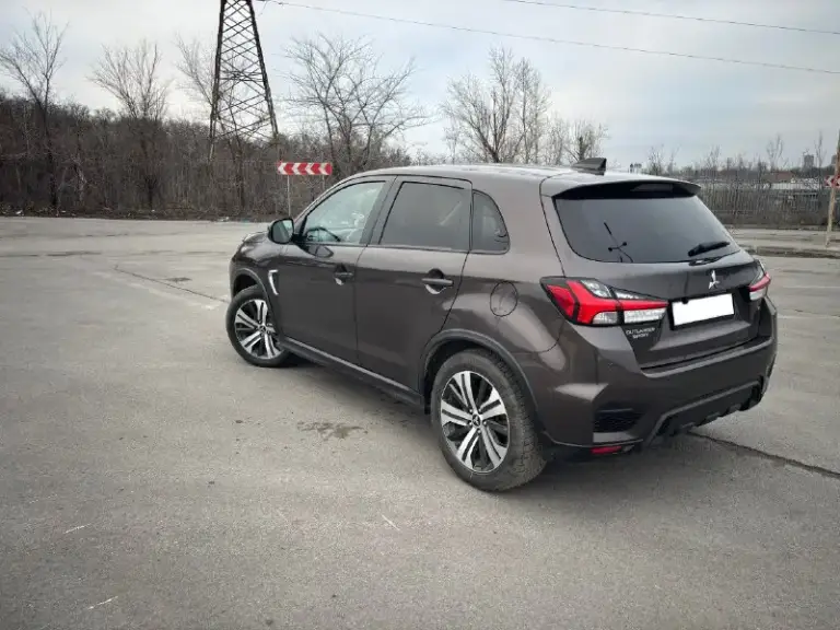 Продам mitsubishi outlander sport 2.0 cvt, 2021, 70 000 км пробег, комплектация se, покупался для себя в 2022 году, один хозяин, полностью обслужен, ничего делать не надо, резина зима-лето, цена 2150000 руб, тел +79493416705
📞 Звоните: +7(949)3416705 - фотография - 3