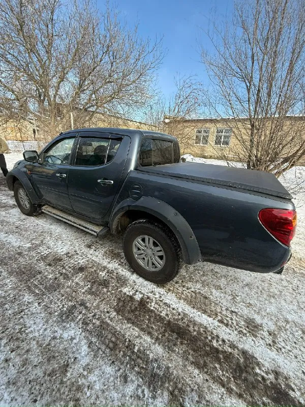 Mitsubishi l200 год 200 продам пикап в нормальном состоянии двс в хорошем состоянии масло не потребялет топливная в хорошем состоянии акпп контрактная в хорошем состоянии ходовая новая привода новые стоит котел север 5500 на бензине(запуск в любой мороз) стойки и рессоры риф лифт по внешке покрыт раптором, требует небольших завершений новая зимняя резина по телефону не торгуюсь обмена нет 8 грм прошел 5 тыс масло только после замены продам пикап в нормальном состоянии двс в хорошем состоянии масло не потребялет топливная в хорошем состоянии акпп в хорошем состоянии ходовая новая стойки и рессоры риф лифт автозапуск есть старлайн хорошая и приятная музыка по телефону не торгуюсь обмена нет +79496278006 цена 950.000🇷🇺
📞 Звоните: +7(949)6278006 - фотография - 4