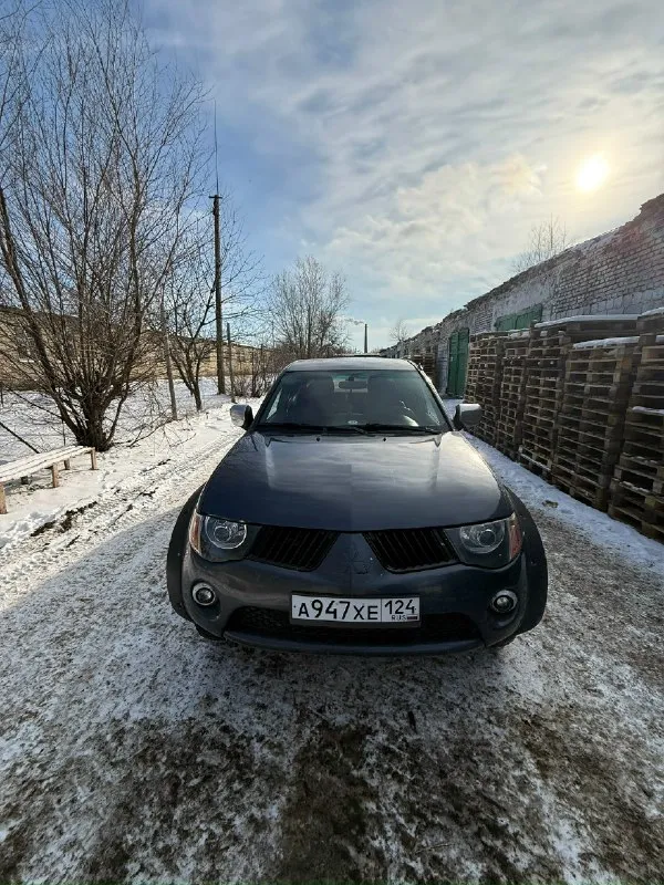 Mitsubishi l200 год 200 продам пикап в нормальном состоянии двс в хорошем состоянии масло не потребялет топливная в хорошем состоянии акпп контрактная в хорошем состоянии ходовая новая привода новые стоит котел север 5500 на бензине(запуск в любой мороз) стойки и рессоры риф лифт по внешке покрыт раптором, требует небольших завершений новая зимняя резина по телефону не торгуюсь обмена нет 8 грм прошел 5 тыс масло только после замены продам пикап в нормальном состоянии двс в хорошем состоянии масло не потребялет топливная в хорошем состоянии акпп в хорошем состоянии ходовая новая стойки и рессоры риф лифт автозапуск есть старлайн хорошая и приятная музыка по телефону не торгуюсь обмена нет +79496278006 цена 950.000🇷🇺
📞 Звоните: +7(949)6278006 - фотография - 6