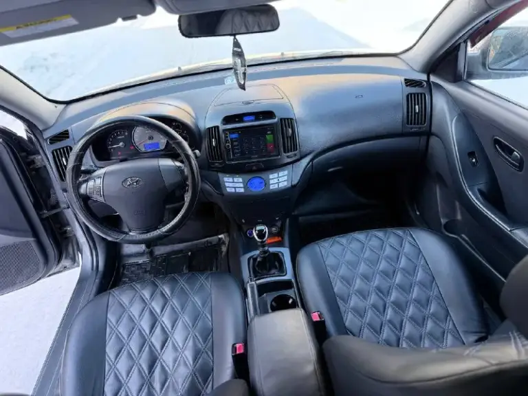 Продам hyudai elantra авто в идеальном состояния
2009 Года выпуска
Машина во владение 2 года полная комплектация коробка передач механическая стоят дорогие галогеновые фары хорошая музыка с планшетом камера заднего вида
Объём двигателя 1.6 вложений не каких не требует от слово совсем. Расходники все поменяны пробег 180.000 родной не смотанный на местном учёте 180 не пригнана авто не билась не красилась стёкла все родные салон чистый не прокуренный по документам любое переформление
Остальные вопросы по телефону +79490362879
Цена 660.000 торг у капота.
Возможен обмен с вашей доплатой - фотография - 6