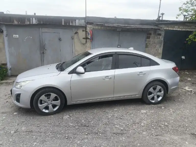 Продам chevrolet cruze 2014 год в отличном состоянии, объем двигателя 1.8 коробка автомат, полная комплектация. Полностью обслужена. Цена 900000 р. Есть торг. Тел. +79591925551
📞 Звоните: +7(959)1925551 - фотография - 2