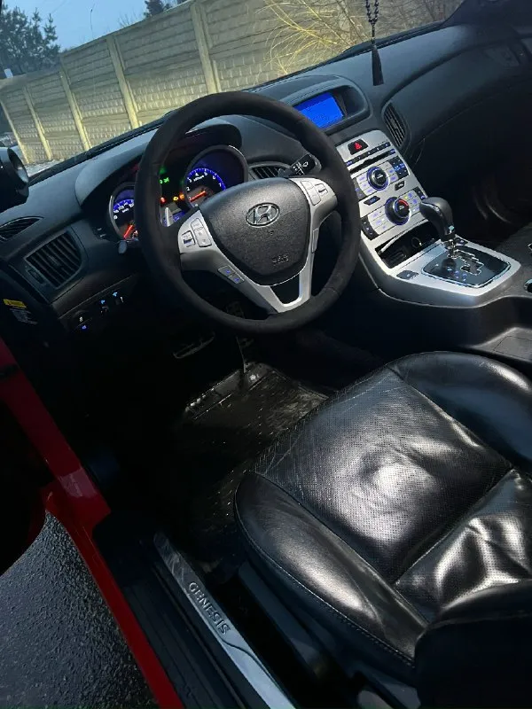 Продам!!! Или обмен! Hyundai генезис (2009) двигатель: 2-литра турбо бензин ( 213лс) без масло-жора!!! Пробег: 285-тысяч ( родной пробег) машина обслуживалась всегда вовремя, денег никогда не жалел!! В отличном состоянии, без посторонних звуков, проблем !!! Музыка шикарная, сделали очень качественно, никак на жигулях. Одна проблема !!!! Вечный учет!!!! Город: донецк цена: 850-тысяч рублей !!!! Тел: +79490787568
📞 Звоните: +7(949)0787568 - фотография - 9