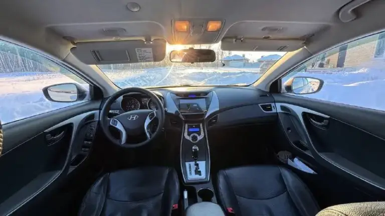 В продаже 🔥🔥🔥

Hyundai elantra(avante)1.6ат🔥🔥🔥

✅2011Год
✅Ходовка не гремит
✅Мотор масло не ест, цепь менялась недавно
✅Владельцев 4, записей 5
✅Комплектация максимальная
✅Коробка отлично 6 ступка
✅По кузову всего 2 окраса
✅Пробег 266 000км
✅Резина зима в отличном состоянии
✅Салон кожаный, целый
Цвет автомобиля creamy white pearl (кремово‑белый перламутр). Авто обслужено полностью, вложений не требует. Полный электро пакет, двух зонный климат, андроид магнитола, автосвет, и т. Д. Все опции работают без нареканий. Двигатель работает ровно, не дымит, не тратит, масло не расходует вообще. Лкп в норме. Коробка работает отлично, не гудит не свистит. Масла, фильтра, жидкости все заменены

Цена 🎁785 000 рублей

Так же интересен обмен с вашей доплатой. Возможна продажа в кредит 💴

📱+79496200720 - фотография - 5
