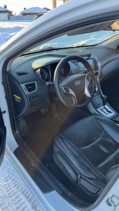В продаже 🔥🔥🔥

Hyundai elantra(avante)1.6ат🔥🔥🔥

✅2011Год
✅Ходовка не гремит
✅Мотор масло не ест, цепь менялась недавно
✅Владельцев 4, записей 5
✅Комплектация максимальная
✅Коробка отлично 6 ступка
✅По кузову всего 2 окраса
✅Пробег 266 000км
✅Резина зима в отличном состоянии
✅Салон кожаный, целый
Цвет автомобиля creamy white pearl (кремово‑белый перламутр). Авто обслужено полностью, вложений не требует. Полный электро пакет, двух зонный климат, андроид магнитола, автосвет, и т. Д. Все опции работают без нареканий. Двигатель работает ровно, не дымит, не тратит, масло не расходует вообще. Лкп в норме. Коробка работает отлично, не гудит не свистит. Масла, фильтра, жидкости все заменены

Цена 🎁785 000 рублей

Так же интересен обмен с вашей доплатой. Возможна продажа в кредит 💴

📱+79496200720 - фотография - 9