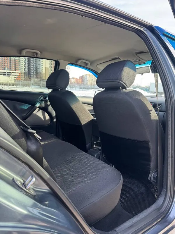 Skoda octavia tour 1.6 mpi (105 л. С. ), 2007 г.
📍 Донецк
💰 480 000 Руб. , торг строго у капота
Оригинальный автомобиль с прозрачной историей — куплена новой в автосалоне в 2007 году, за все время — 1 владелец по птс.
Пробег 364 000 км (преимущественно трасса). В такси не использовалась.

Техника:
— Двигатель 1.6 mpi (105 л. С. ) атмосферный, недавно после капитального ремонта, масло не расходует
— 5-Ступенчатая механика — без нареканий
— Подвеска в отличном состоянии
— Пороги и днище целые
— Антикоррозийная обработка
— Новая сигнализация
— Установлено и зарегистрировано гбо — экономичный расход

Оснащение:
— 4 Электростеклоподъёмника с доводчиками
— Электрозеркала с подогревом
— Электрокорректор фар
— Кондиционер обслужен и заправлен
— Android-магнитола 9" + камера заднего вида + видеорегистратор + bluetooth
— Управление с руля

Дополнительно:
Два комплекта колёс на дисках (зима/лето)

Автомобиль полностью исправен, вложений на данный момент не требует.

📞 +79490354530 - фотография - 6