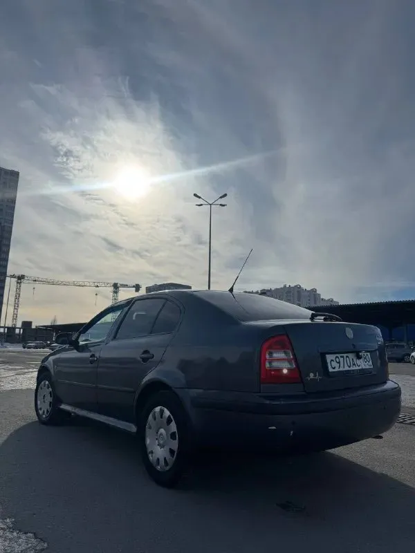Skoda octavia tour 1.6 mpi (105 л. С. ), 2007 г. 📍 донецк 💰 480 000 руб. , торг строго у капота оригинальный автомобиль с прозрачной историей — куплена новой в автосалоне в 2007 году, за все время — 1 владелец по птс. Пробег 364 000 км (преимущественно трасса). В такси не использовалась. Техника: — двигатель 1.6 mpi (105 л. С. ) атмосферный, недавно после капитального ремонта, масло не расходует — 5-ступенчатая механика — без нареканий — подвеска в отличном состоянии — пороги и днище целые — антикоррозийная обработка — новая сигнализация — установлено и зарегистрировано — экономичный расход оснащение: — 4 электростеклоподъёмника с доводчиками — электрозеркала с подогревом — электрокорректор фар — кондиционер обслужен и заправлен — android-магнитола 9" + камера заднего вида + видеорегистратор + bluetooth — управление с руля дополнительно: два комплекта колёс на дисках (зима/лето) автомобиль полностью исправен, вложений на данный момент не требует. 📞 +79490354530
📞 Звоните: +7(949)0354530 - фотография - 2