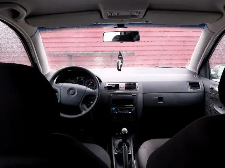 Продам экономичный автомобиль skoda fabia 2007г. Двигатель 1,2 по технической части всё работает исправно по двигателю и кпп нет ни каких нареканий, кузов весь живой без гнили, салон для своих лет в нормальном состоянии.
Кондиционер холодит, печка греет, есть подогрев сидений полностью исправный.
Документы в полном порядке машина без штрафов и запретов.
Цена 450 000р + торг
+79497089890
📲 Tg: @sereban1994
📞 Звоните: +7(949)7089890 - фотография - 10