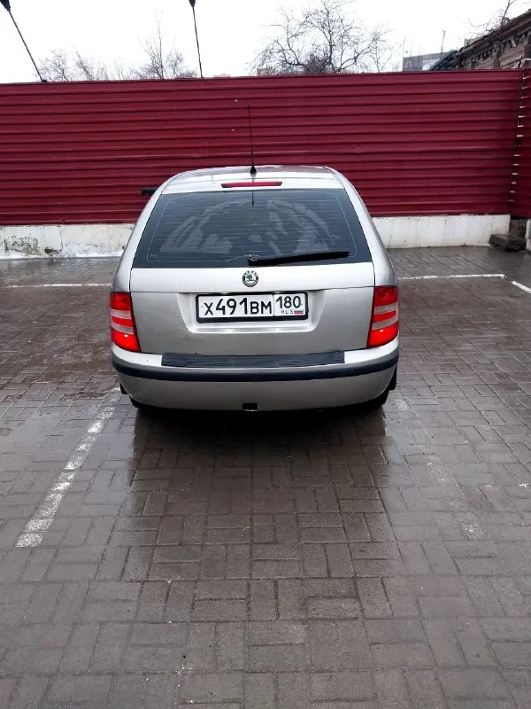 Продам экономичный автомобиль skoda fabia 2007г. Двигатель 1,2 по технической части всё работает исправно по двигателю и кпп нет ни каких нареканий, кузов весь живой без гнили, салон для своих лет в нормальном состоянии.
Кондиционер холодит, печка греет, есть подогрев сидений полностью исправный.
Документы в полном порядке машина без штрафов и запретов.
Цена 450 000р + торг
+79497089890
📲 Tg: @sereban1994
📞 Звоните: +7(949)7089890 - фотография - 2