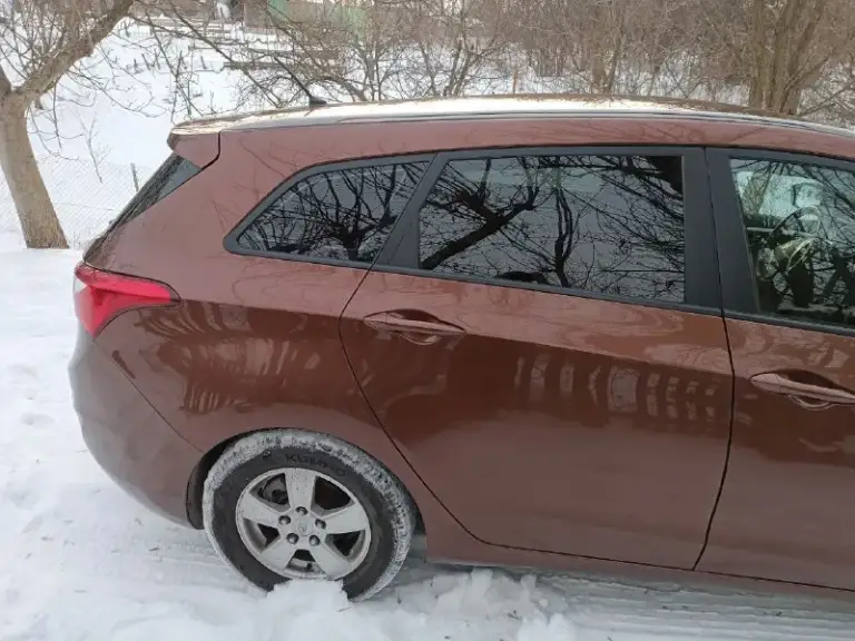 Hyundai i30, 2013. После незначительного дтп с водительской стороны. Последствия устранены. Менялась водительская дверь, зеркало и передний бампер. Документы оригинал, на учете не стоит. Осмотр в донецке.
Цена: 850 000р.
+79494592390 - Алексей - фотография - 4