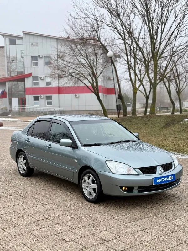 🇯🇵 Mitsubishi lancer 9 restyling

💰Цена: 550 000р
🏢Город: мариуполь
📅Год выпуска: 2007
🧾Пробег: 196 651км.
⚙️Двигатель: 1.6
⛽Топливо: бензин
⚙️Кпп: автомат

📞 Телефон:

+7-949-727-41-51
+7-989-263-55-56
+7-949-551-91-52

💾 Описание:

Легендарный седан с японским качеством будет идеальным выбором для тех кто ищет надежный автомобиль.

✅ Оснащен надежным двигателем 4g18
✅ Классическая акпп
✅ Южная эксплуатация
✅ Отличное состояние
✅ Кузов без коррозии

Шикарная комплектация:
Полный электропакет, центральный замок, кондиционер, подогрев сидений, электропривод зеркал, птф, android магнитола с вluеtооth, литые диски.

Улица шевченко 269

🏦 Возможна продажа в кредит по двум документам. - фотография - 3