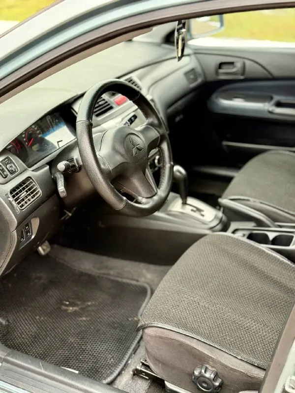 🇯🇵 Mitsubishi lancer 9 restyling

💰Цена: 550 000р
🏢Город: мариуполь
📅Год выпуска: 2007
🧾Пробег: 196 651км.
⚙️Двигатель: 1.6
⛽Топливо: бензин
⚙️Кпп: автомат

📞 Телефон:

+7-949-727-41-51
+7-989-263-55-56
+7-949-551-91-52

💾 Описание:

Легендарный седан с японским качеством будет идеальным выбором для тех кто ищет надежный автомобиль.

✅ Оснащен надежным двигателем 4g18
✅ Классическая акпп
✅ Южная эксплуатация
✅ Отличное состояние
✅ Кузов без коррозии

Шикарная комплектация:
Полный электропакет, центральный замок, кондиционер, подогрев сидений, электропривод зеркал, птф, android магнитола с вluеtооth, литые диски.

Улица шевченко 269

🏦 Возможна продажа в кредит по двум документам. - фотография - 9