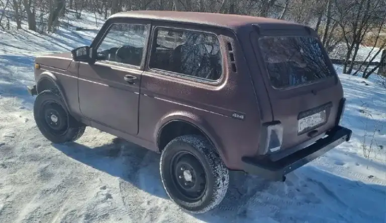 Нива 2011г. 4×4
По технике полностью обслуженная в отличном состоянии. Ходовая, масло во всех узлах, карданны, аккумулятор, дисковые тормоза, колодки перед/зад- поменяны. Движок, коробка, раздатка, мосты - в отличном, ничего не воет, не гудит не хрустит. Сбитая машина.
Кузов без гнили и ржавчины. Осенью красился в раптор.
По электрике всё отлично, ошибок нет, печка жарит, свет горит, музыка играет.
Салон полность в шумоизоляции.
Стоит гур, эл. Стеклоподъемники
Осмотр макеевка
Цена 400т. Р торг
+79490458517
📞 🇷🇺 Звоните: +79490458517 - фотография - 4