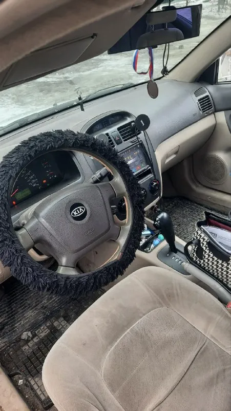 Kia cerato 2.0 at‼️
Год выпуска 2004
Объём двигателя 2.0
Коробка автомат
Установлен газ
Коробка автомат, двигатель работают идеально. 2 литра едут очень резво. Американка. Двигатель и коробка как в hyundai tucson
Безопасность вся целая
Климат контроль
4 Стеклоподьемника с доводчиками
Стаканы как новые
Арки в отличном состоянии.
Камера заднего вида
Сенсорная магнитола
Сигнализация с автозапуском
По электрике вопросов нет.
Расходники все поменяны.
Юридически чистая.
Из минусов
- При езде на газу выскакивает чек, на сто говорят что это норма.
- Люк не открывается
- Есть нюансы по кузову
450Т
Торг возле капота!
Г. Макеевка
+79493337606
📲 Tg: @alena_5891
📞 Звоните: +7(949)3337606 - фотография - 4