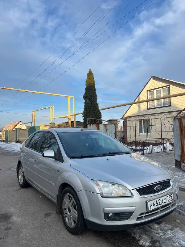 Продам ford focus 2 ghia
Год: 2007
Пробег: 204 т родной!, двигатель 1.8 бензин работает отлично, едет очень хорошо! Ходовая без нареканий, кузов в очень достойном состоянии, без гнили и коррозии! Свежая резина 23 года. Салон в идеальном состоянии, руль в заводской оплетке, работает каждая кнопочка, не затертый и тд. Комплектация богатая ghia! Круиз-контроль, подогревы сидений, зеркал, лобового, 4 стекло подьемника с авто доводчиками, бортовик, птф, мульти руль, эл. Зеркала! Задние парктроники!
Все стекла заводские включая лобовое!
Авто вложений не требует
2 Хозяина птс оригинал! Документы чистые оформление в мрэо!
Торг есть
Цена: 545000
📞+79496463727
📍Мариуполь - фотография - 2