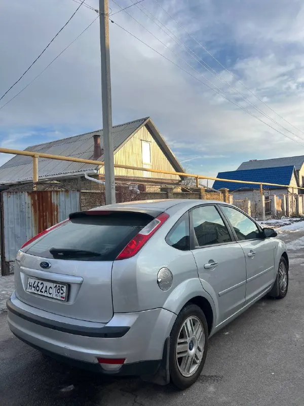 Продам ford focus 2 ghia
Год: 2007
Пробег: 204 т родной!, двигатель 1.8 бензин работает отлично, едет очень хорошо! Ходовая без нареканий, кузов в очень достойном состоянии, без гнили и коррозии! Свежая резина 23 года. Салон в идеальном состоянии, руль в заводской оплетке, работает каждая кнопочка, не затертый и тд. Комплектация богатая ghia! Круиз-контроль, подогревы сидений, зеркал, лобового, 4 стекло подьемника с авто доводчиками, бортовик, птф, мульти руль, эл. Зеркала! Задние парктроники!
Все стекла заводские включая лобовое!
Авто вложений не требует
2 Хозяина птс оригинал! Документы чистые оформление в мрэо!
Торг есть
Цена: 545000
📞+79496463727
📍Мариуполь - фотография - 4