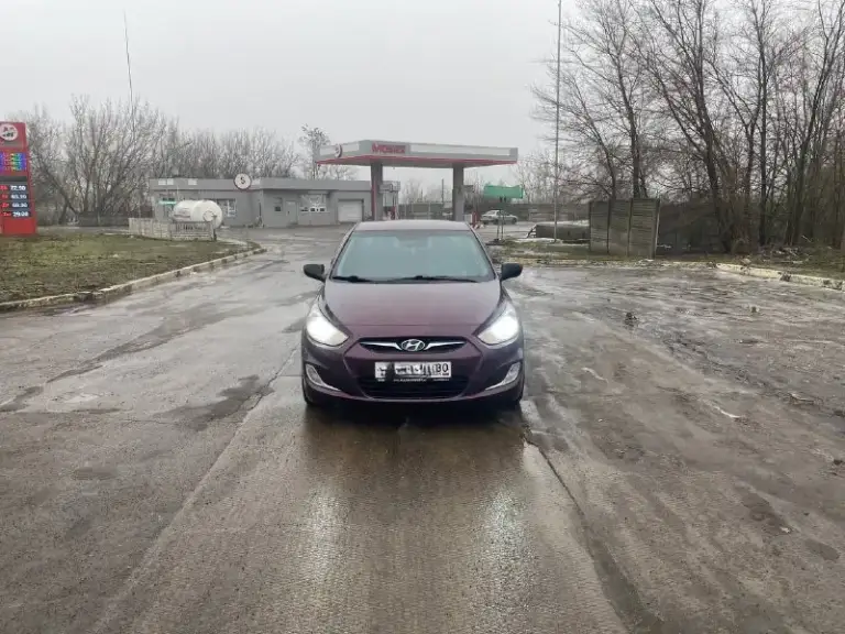 Продам hyundai солярис 2012 года мотор 1.6 коробка автомат, пробег 200 тыс км (оригинальный), цена 740₽ состояние отличное, обслужена вся, салон в отличном состоянии, делать ни чего не надо, сел и катайся, сигнализация, новая резина, кондиционер, стеклоподъемники, гидроусилитель на авто работает все, по мотору вопросов нет работает идеально, мягко без стуков и прочих шумов, масло не доливаю ни грамма( катализатор удален )коробка работает отлично, масло менял, все вопросы по тел +79494936731 макеевка, торг

📞 Звоните: +7(949)4936731 - фотография - 3