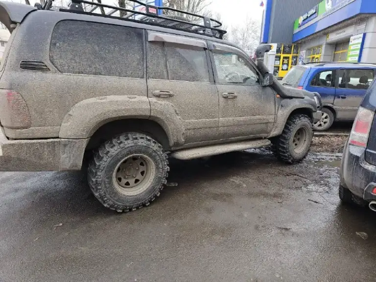 🚗 Cruiser 2002г
- Надёжный и мощный внедорожник с качественным тюнингом, весь тюнинг сертифицирован и внесён в птс.
- Коробка контрактная, полностью заменена летом 2025 года — работает отлично, без нареканий.
- Праворульный, состояние технически хорошее, на ходу, двигатель и трансмиссия работают ровно.
- Недавно установлен новый аккумулятор.
- Идеальный вариант для любителей активного отдыха и бездорожья.
Цена: 1500000 ₽
📲 Tg: lilx. Uy
📞 🇷🇺 Звоните: +79495173692

Авторынок днр донецк - фотография - 2
