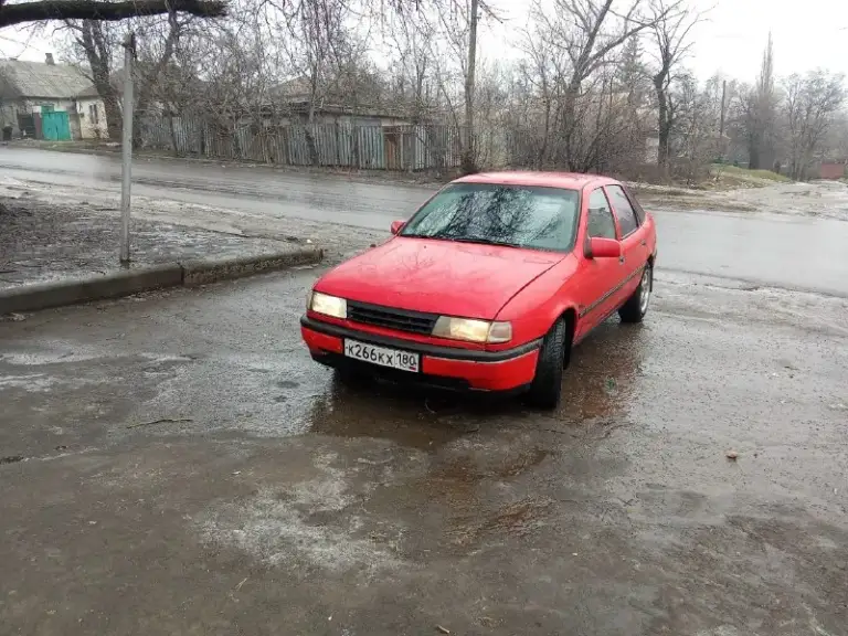 Срочно продам opel вектра а 1989 года 2 литра инжектор на ходу всё работает резина зимняя есть музыка я собственник с переоформлением красивые номера в подарок находится в макеевке цена 140 000 торг пресудстует номер для связи+79495586988
📞 Звоните: +7(949)5586988 - фотография - 4