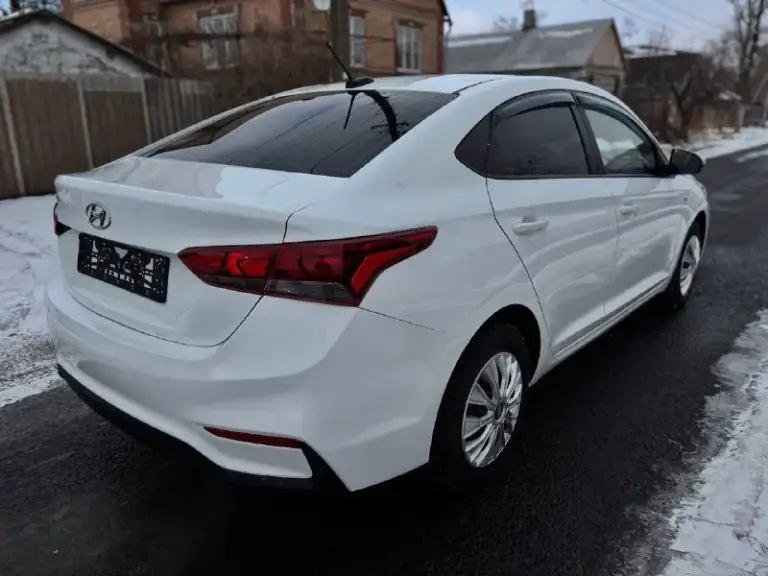 Hyundai solaris
Год 2019
Двс 1.4бенз
Кпп автомат
Пробег 98т
Город мариуполь
+79497309912
Цена 1.100.000

Кузов ровный в отличном состоянии не ржавый, двигатель работает отлично, автомат не пинает переключает без пинков и рывков, ходовая не стучит вся взбитая, салон чистый и опрятный, новая резина зимняя шипы. Документы в полном порядке! Пройден тех осмотр!для переоформления в гаи диагностическая карта на руках. Небольшой торг - фотография - 3