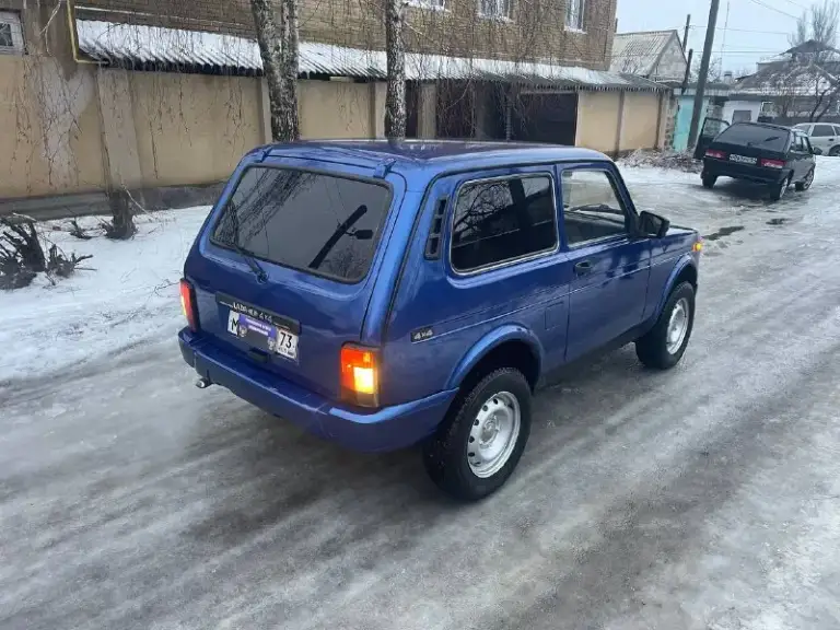 Продам lada niva 4x4
2012 Года выпуска
По кузову автомобиль в отличном состоянии. Дно, лонжероны и пороги замечательные.
Салон ухожен, музыка.
Ходовая часть исправна.
По двигателю, коробке и раздатке вопросов нет. Не троит, не дымит, не хрустит и не выбивает ничего. Всё включается как положено.
Электрика вся работает.
Документы в порядке, есть техосмотр!
Осмотр город харцызск
Цена 445т. Р торг
Телефон (telegram, whatsapp)
+79496994520 - фотография - 3