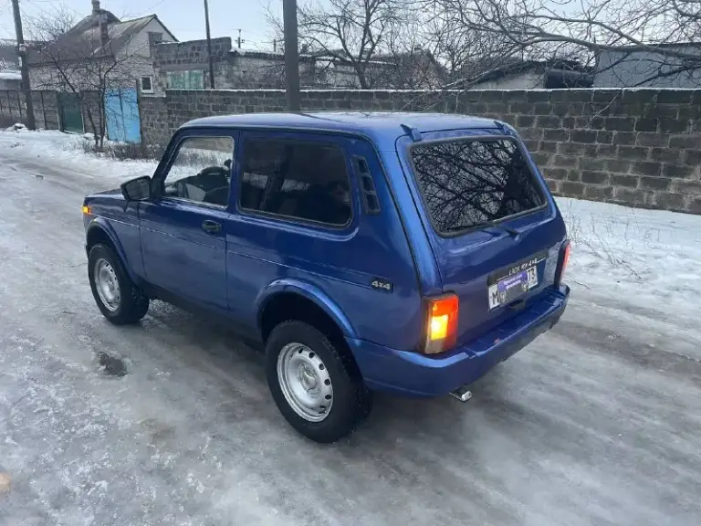 Продам lada niva 4x4
2012 Года выпуска
По кузову автомобиль в отличном состоянии. Дно, лонжероны и пороги замечательные.
Салон ухожен, музыка.
Ходовая часть исправна.
По двигателю, коробке и раздатке вопросов нет. Не троит, не дымит, не хрустит и не выбивает ничего. Всё включается как положено.
Электрика вся работает.
Документы в порядке, есть техосмотр!
Осмотр город харцызск
Цена 445т. Р торг
Телефон (telegram, whatsapp)
+79496994520 - фотография - 4
