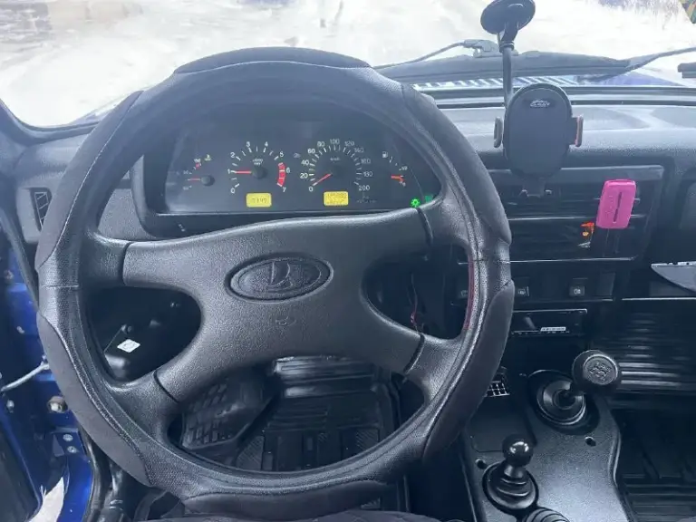 Продам lada niva 4x4
2012 Года выпуска
По кузову автомобиль в отличном состоянии. Дно, лонжероны и пороги замечательные.
Салон ухожен, музыка.
Ходовая часть исправна.
По двигателю, коробке и раздатке вопросов нет. Не троит, не дымит, не хрустит и не выбивает ничего. Всё включается как положено.
Электрика вся работает.
Документы в порядке, есть техосмотр!
Осмотр город харцызск
Цена 445т. Р торг
Телефон (telegram, whatsapp)
+79496994520 - фотография - 6