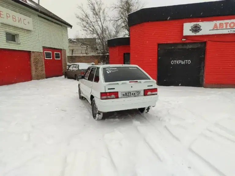 Продам срочно ваз2114 супер авто 12 год. На полном ходу, не гнилая с завода 16 кл мотор. Прошитая, трасса выхлоп очень приятный басистый. Двигатель с пол оборота, масло не ест, клапана не гнёт, вся ходовая подвеска новая, электрика вся работает. На новой летней резине, зимы нету, документы птс стс, данные паспорта хозяина, он на связи, срочно 210 торг. Осмотр донецк. +79490870573
📲 Tg: николай
📞 Звоните: +7(949)0870573 - фотография - 7