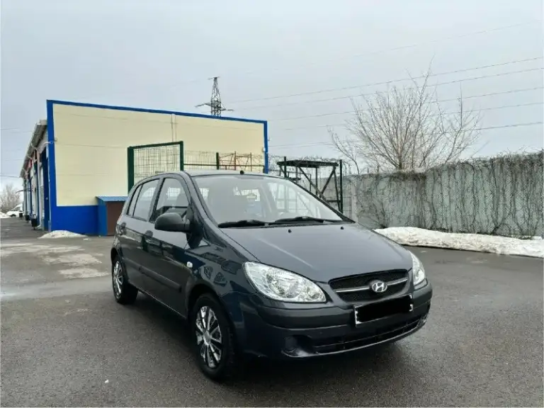 Здравствуйте продам hyundai getz, hyundai гетс, чисто корейской сборки, 2009 года выпуска, двигатель самый надежный и экономный 1.4 шестнацетиклапаный, в отличном состоянии от слова идеал, авто без единого дтп вся в родном металле, родной не крученый пробег 161.000. Техническая часть на отлично поменяно шаровые, наконечники, тормозные диски, колодки все в круг, грм ролики помпа, масла фильтра, троса ручника, , все запчасти ставились оригинал так как машина моя личная я второй собственник по птс машина в нашей семье давно так что за машину знаю от а до я. Комплектация авто, кондиционер, 4 стеклоподъёмника, abs, гидроусилитель руля, подогрев сидений, всё работает в штатном режиме кондиционер перед летом поменял фреон обслужил работает отлично. 2 комплекта новой резины, все стёкла заводские включая лобовое, дно стаканы лонжероны на отлично как на новом авто дно родное не вареное, попрошу не сравнивать с другими гнилыми гетсами. По кузову нету ни рыжиков не коррозии ничего подоб
📞 Звоните: +7(988)9491880 - фотография - 1