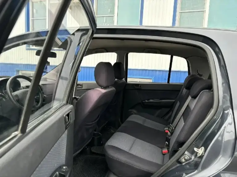 Здравствуйте продам hyundai getz, hyundai гетс, чисто корейской сборки, 2009 года выпуска, двигатель самый надежный и экономный 1.4 шестнацетиклапаный, в отличном состоянии от слова идеал, авто без единого дтп вся в родном металле, родной не крученый пробег 161.000. Техническая часть на отлично поменяно шаровые, наконечники, тормозные диски, колодки все в круг, грм ролики помпа, масла фильтра, троса ручника, , все запчасти ставились оригинал так как машина моя личная я второй собственник по птс машина в нашей семье давно так что за машину знаю от а до я. Комплектация авто, кондиционер, 4 стеклоподъёмника, abs, гидроусилитель руля, подогрев сидений, всё работает в штатном режиме кондиционер перед летом поменял фреон обслужил работает отлично. 2 комплекта новой резины, все стёкла заводские включая лобовое, дно стаканы лонжероны на отлично как на новом авто дно родное не вареное, попрошу не сравнивать с другими гнилыми гетсами. По кузову нету ни рыжиков не коррозии ничего подоб
📞 Звоните: +7(988)9491880 - фотография - 10