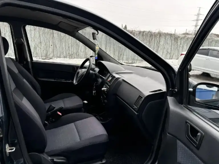 Здравствуйте продам hyundai getz, hyundai гетс, чисто корейской сборки, 2009 года выпуска, двигатель самый надежный и экономный 1.4 шестнацетиклапаный, в отличном состоянии от слова идеал, авто без единого дтп вся в родном металле, родной не крученый пробег 161.000. Техническая часть на отлично поменяно шаровые, наконечники, тормозные диски, колодки все в круг, грм ролики помпа, масла фильтра, троса ручника, , все запчасти ставились оригинал так как машина моя личная я второй собственник по птс машина в нашей семье давно так что за машину знаю от а до я. Комплектация авто, кондиционер, 4 стеклоподъёмника, abs, гидроусилитель руля, подогрев сидений, всё работает в штатном режиме кондиционер перед летом поменял фреон обслужил работает отлично. 2 комплекта новой резины, все стёкла заводские включая лобовое, дно стаканы лонжероны на отлично как на новом авто дно родное не вареное, попрошу не сравнивать с другими гнилыми гетсами. По кузову нету ни рыжиков не коррозии ничего подоб
📞 Звоните: +7(988)9491880 - фотография - 9