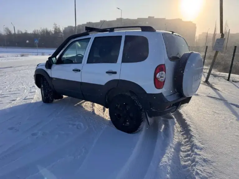 Продам chevrolet niva 2016 года
Заводской обвес off road
Отличный хозяйский автомобиль
Сел и поехал
Всё работает как надо
Без коррозии
Кузов после обработки
Цена договорная
+79592046994
+79094397775
Вопросы писать сюда 👤
📞 Звоните: +7(959)2046994 - фотография - 3