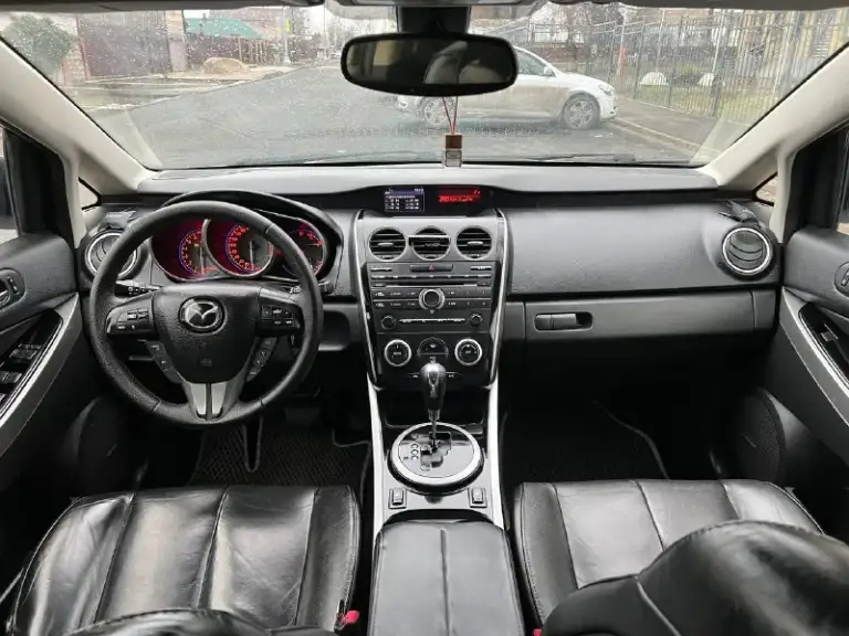 Продам автомобиль,
Mazda cx-7, 2011 год, рестайлинг.
Автомобиль в отличном состоянии, не бит не крашен,
Полностью обслужен,
Двигатель, коробка в идеальном состоянии, турбина работает как и должна, по ходовой части без нареканий, максимальная комплектация, кожаный салон, диски r19,качественная музыка bose, по электрике работает все,
Пробег 259 тыс, км.
С документами полный порядок.
Г. Мариуполь
Цена 899 000 р
+79494969176
Торг уместен.
Рассмотрю обмен. - фотография - 7