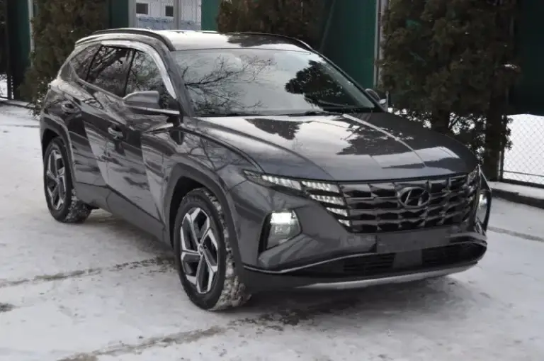 Hyundai tucson
Корейская сборка
Удлинённая версия
Безопасность целая
Стекла заводские
В заводском окрасе
• Год : 03/2021
• Двигатель : 2.0 (186 л. С. )
• : 8 Ступеней
• Пробег : 84т. Км
• Цвет : темно серый
• Привод : передний 2wd
Комплектация:
• Кожаный салон с перфорацией
• Подогревы и вентиляция сидений и руля
• Память сидений
• Под рулевые лепестки переключения передач
• Парктроники передние и задние
• Кнопка start/stop
• Двух зонный климат контроль
• Активный круиз контроль
• Без ключевой доступ keylessgo
• Авто складывание заркал
• Адаптивная led оптика, передняя и задняя
• Led туманки
• Камера заднего хода
• Диски r19
• Ходовые огни
• Электро ручник
• Система autohold
• Датчик смены полосы
• Дистроник
• Авто переключение ближнего/дальнего
• Датчик света
• Датчик контроля слепых зон
. Сигнализация star line, с меткой и мобильным приложением.
. Ambient lighting (контурная цветная подсветка салона)
. Видеорегистраторы 2шт. (перед, зад)
3.430
📞 Звоните: +7(959)3781111 - фотография - 1